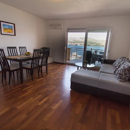 Apartamento Kelic Trogir